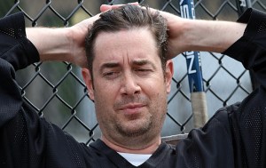 Mario Bartel storyteller blogger photographer road hockey