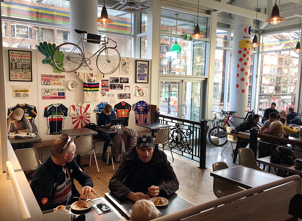 Mario Bartel storyteller blogger cyclist