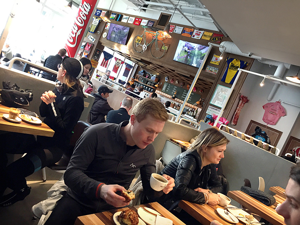 Mario Bartel storyteller blogger cyclist